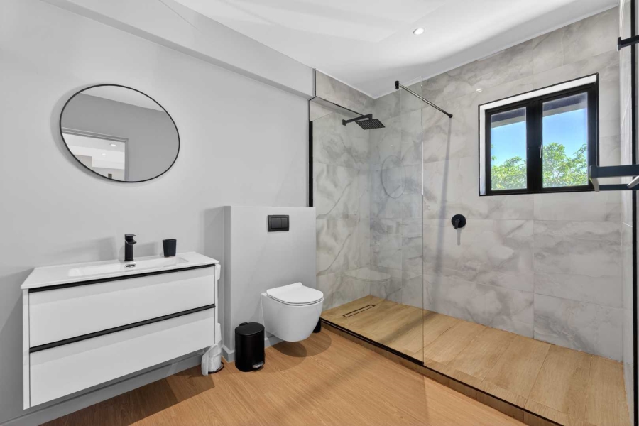 7 Bedroom Property for Sale in Camps Bay Western Cape